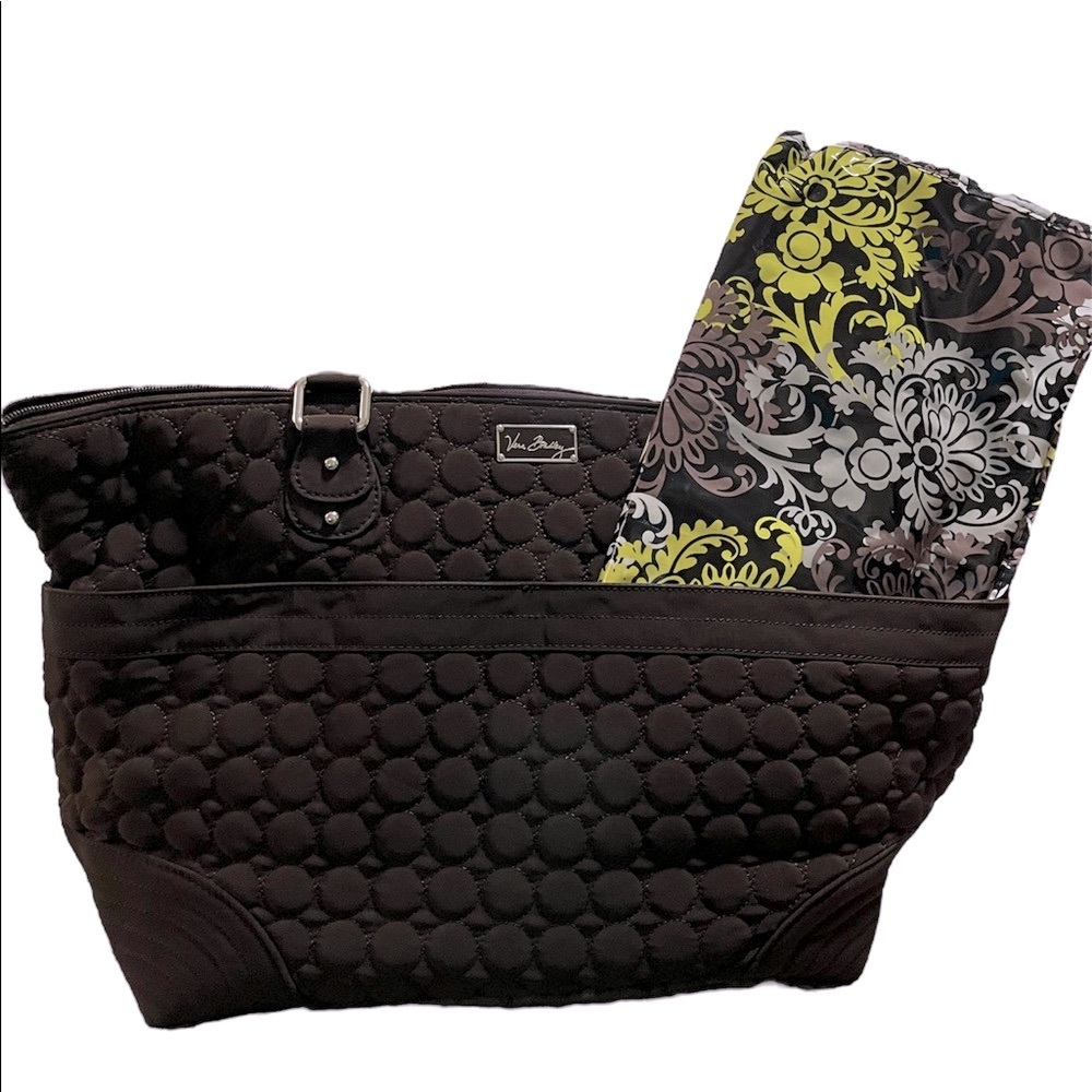 Vera Bradley baby bag w/changing pad-espresso brown.